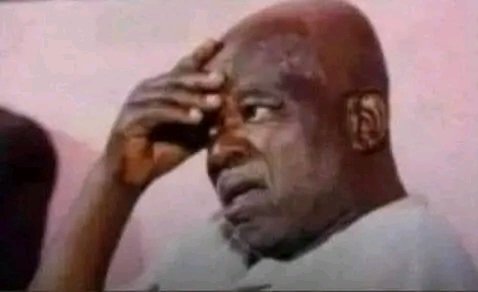 efebreezy's tweet photo. I stopped a taxi and entered.

Driver and passengers: congrats o, you signout today?

Me: yes o.

Driver: congratulations. Which course did you study?

Me: Accountancy.

Driver: *chukles* that's the same course I studied in school, first class to be precise. 

Me: https://t.co/fgZB1ziByp