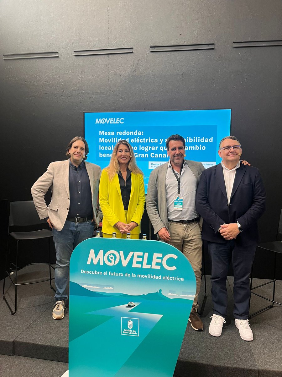 LolaOrtizSanch2's tweet photo. 👇Un placer participar este año en #Movelec organizado por @AconautoC para compartir las experiencias de #Madrid en la implementación de #ZBE y participar en una mesa redonda sobre #VE muy interesante @ManuelSanchezMo #AlvaroSauras de la @autofacil y #JoseManuel de @MSISpain https://t.co/a3UAHLyL4M