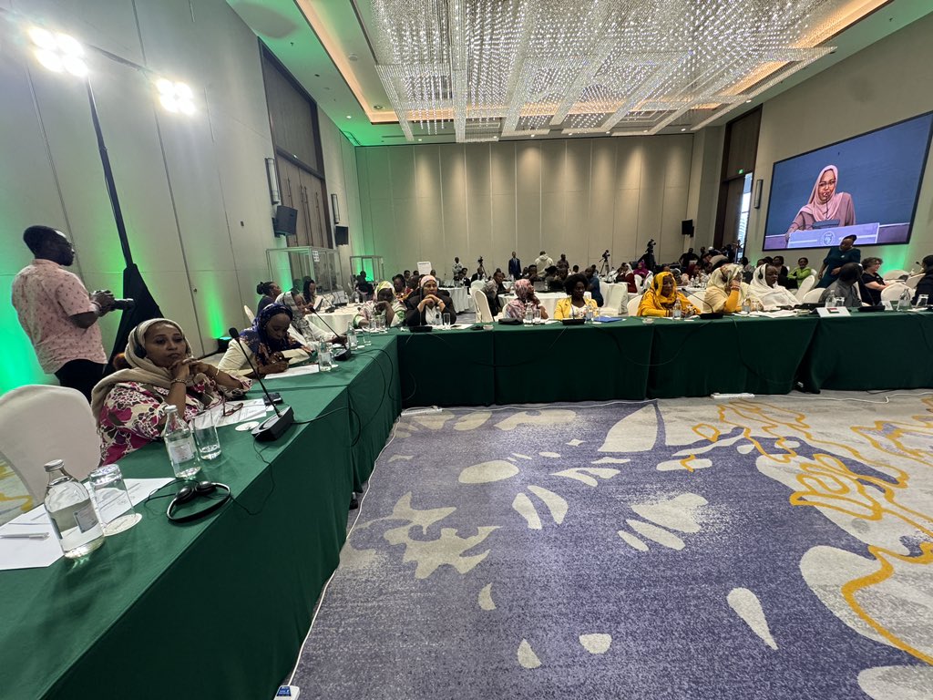 Abdirachiid's tweet photo. It’s the opening day of the IGAD Annual Regional Women’s Forum in Nairobi!
Honored to join discussions amplifying the voices of Sudanese women for peace. Looking forward to insights from Hon. Lawrence Korbandy.
#IGADForum 🇸🇩 #WomenInPeacebuilding https://t.co/kXm2y1lblP