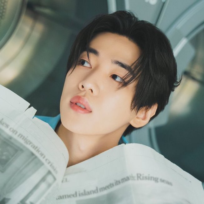 lips and front teeth showing✔️ nature is healing