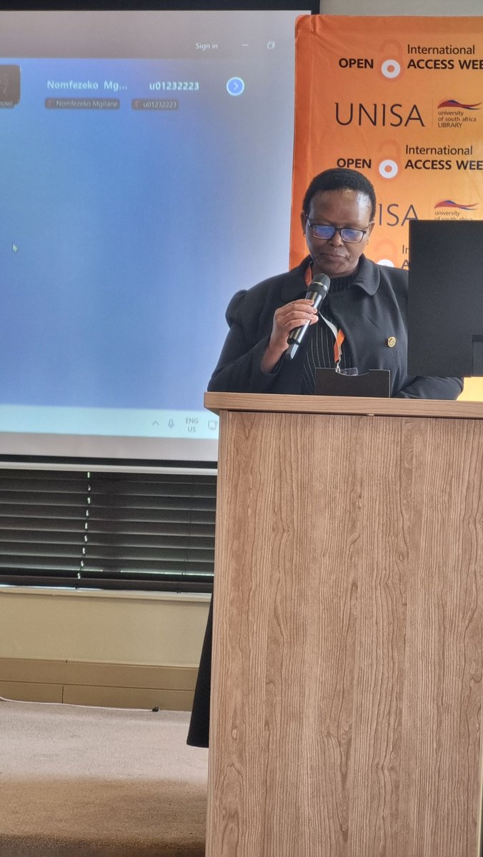 UnisaLibrary's tweet photo. Ms Lindiwe Soyiwapi, Director: Dept of Library Services (UP) @UPLibrary welcomes everyone to Open Access 2024
Join online: https://t.co/yS61qnwGap
#UnisaLibrary #OpenAccess2024 #UP #CommunityOverCommercialization https://t.co/rsKr6Tev8i