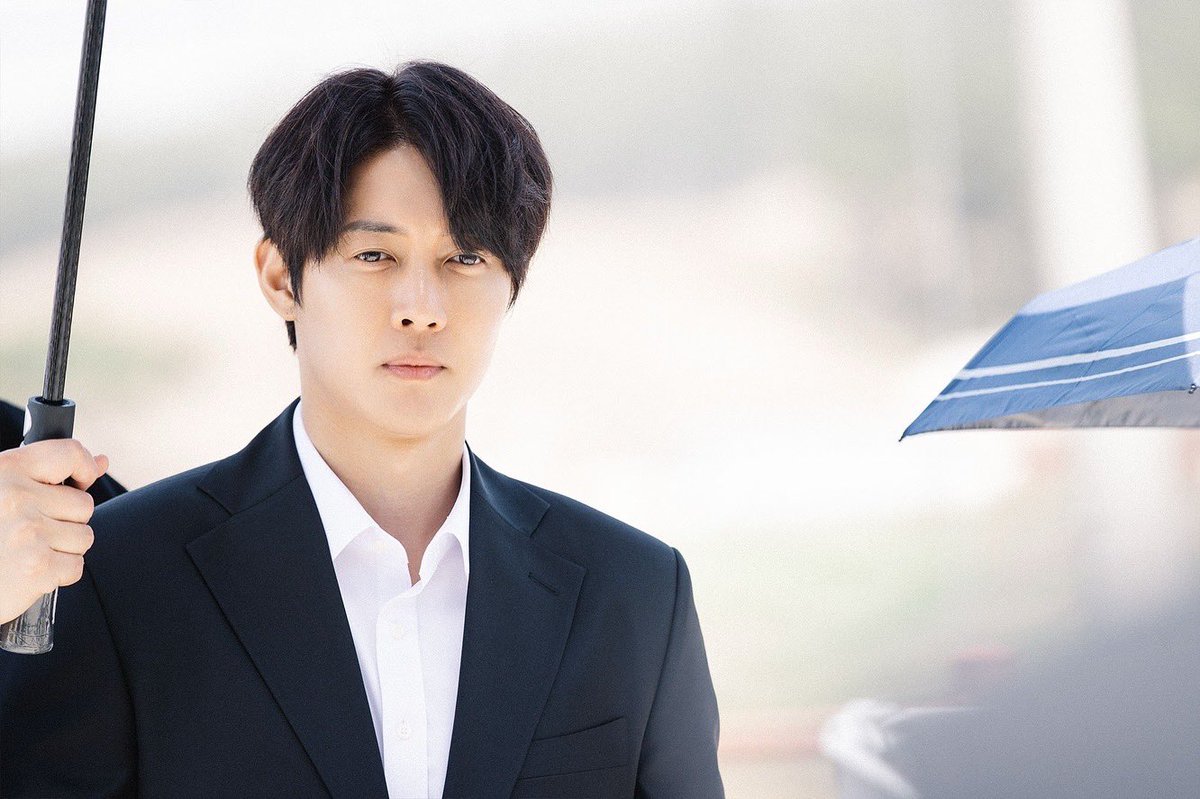 khj_heneciatwt's tweet image. 그녀가 없는 시간이 일본에서 방영되기까지 2주라는 시간이 남았습니다. 무더운 여름 정선을... 그리고 나고야를 오가며 고생했던 나날들이 떠오릅니다.
사랑하는 사람을 세상에서 떠나보내는 한 남자의.. 고독한여행... 그녀가 없는 시간 많은 관심과 사랑 부탁드리며 머지않아 한국과 전 세계의…