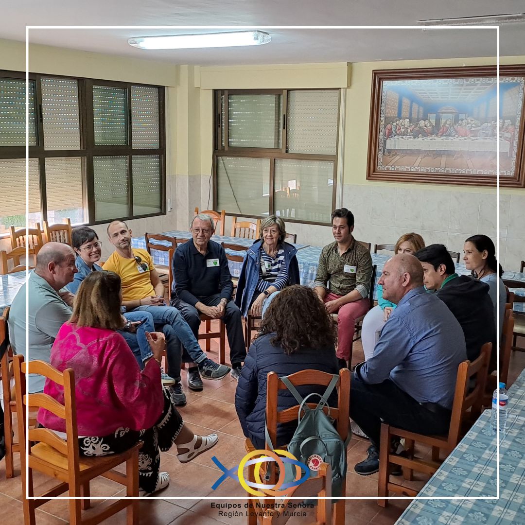 ENSLevante's tweet photo. El pasado fin de semana celebramos el Inicio de curso del sector Castellón-Ibiza 🌅. Formación inspirada en Turín, nuevos retos y trabajo en equipo para crecer juntos en la fe ✨ #EquiposNuestraSeñora #caminamosjuntos #enslevantemurcia https://t.co/oVjkVgAQOv