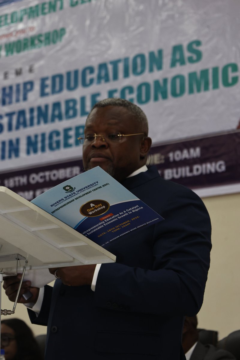DaereAkobo's tweet photo. I'm thrilled to have been part of the one-day workshop organized by the Entrepreneurship Development Center (EDC) of the Rivers State University.

I was honored to deliver a keynote lecture on Entrepreneurship Education as a Catalyst for Sustainable Economic Growth in Nigeria, emphasizing the transformative power of entrepreneurship education in driving Nigeria's economic development. It was a great opportunity to discuss the importance of government inclusivity and supporting aspiring entrepreneurs.

I also received the Award of Excellence for my contributions to entrepreneurial development in Nigeria!

Special thanks to the EDC team for the recognition and opportunity to inspire the next generation of entrepreneurs.

Let's continue to champion entrepreneurship education and inclusive governance for a sustainable economic future in Nigeria!
#lecture2024 #panaatrsu #entrepreneurshipeducation #sustainablegrowth #nigeria #awardofexcellence #riversstateuniversity #keynotespeaker #entrepreneurialdevelopment