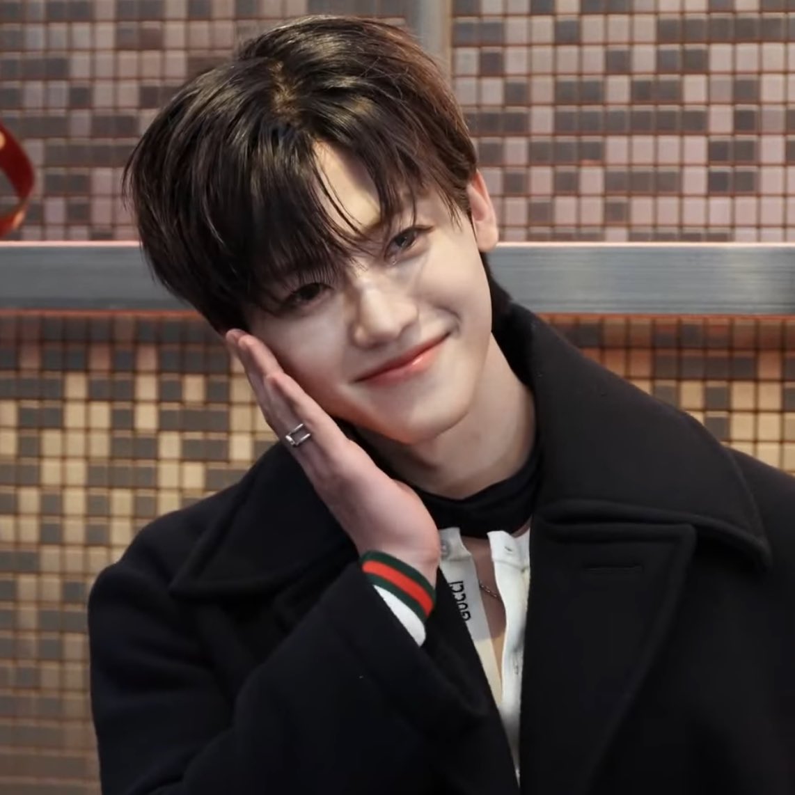 seimeizu's tweet photo. Jaemin’ cutieful poses to the press

JAEMIN AT GUCCI EXHIBITION
#JAEMINxGUCCI #JAEMIN
#GucciCulturalMonth @gucci https://t.co/CD05VbSHL1