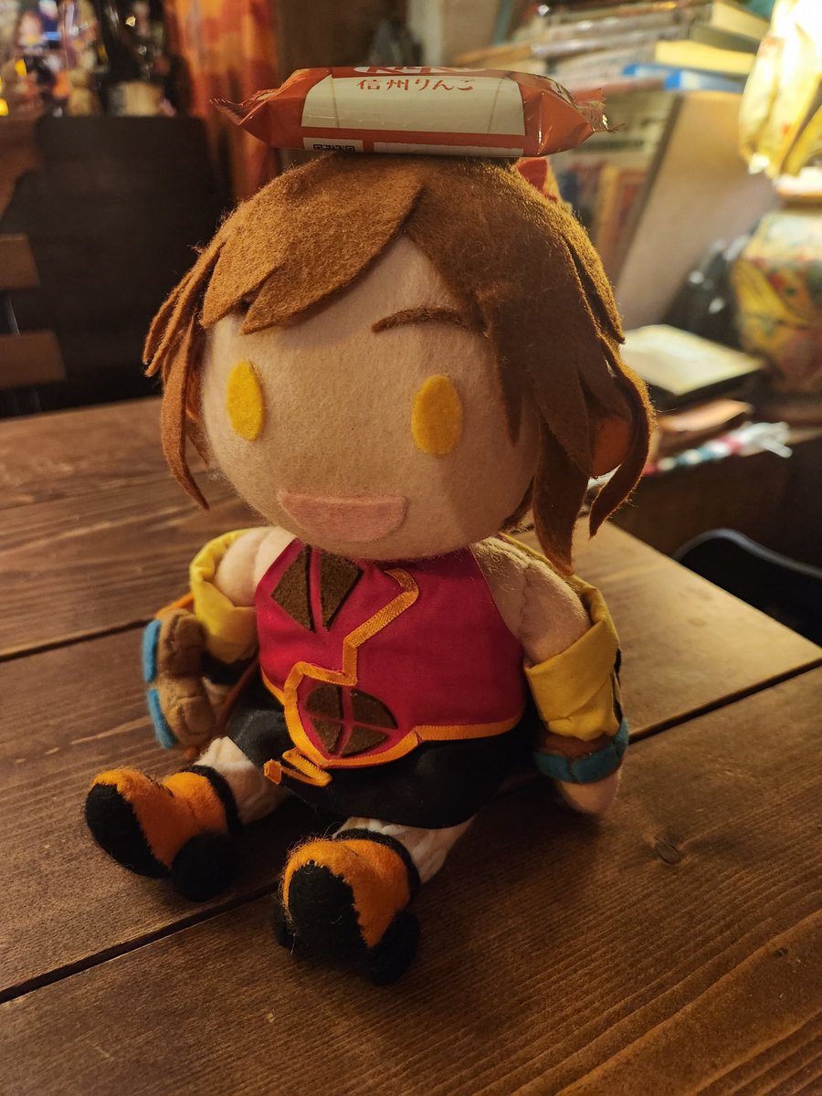 Fullmoon_0505's tweet image. 【うちの子たち紹介】
name:Momiji(Gosyujinsama)
scale:ぬいぐるみ
symbol:🍁
age:21
date of birth:4/27
gender:Female
モリリンさんが使用人として
働くお城の主
お調子者で元気いっぱい 人懐っこく
甘え上手 そして 寂しがり屋な女の子
※駅メモ 嵯峨野 もみじとは ニアイコールの存在