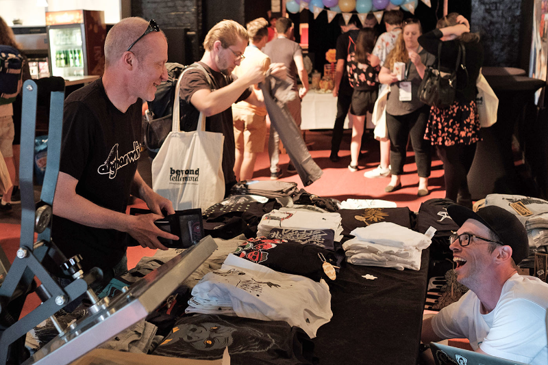 Sent a new edition of the #btconf newsletter today plus another “Update Letter” to the #Berlin attendees. Feels good. Especially to get lovely responses to it. Online now: schedule and the Exhibition. Climbing, surfing, book signings &amp; more … join us! beyondtellerrand.com/events/berlin-…