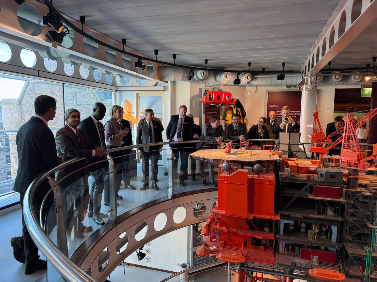 Sir George Norton tweet media