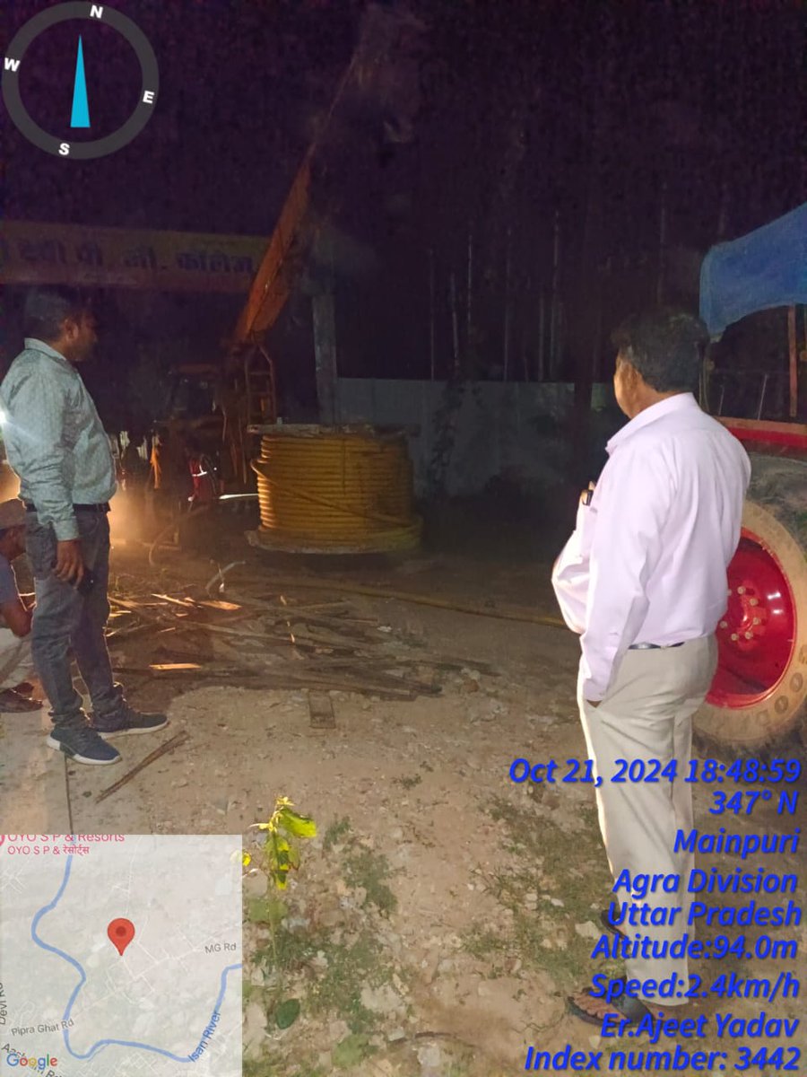 dvvnlmainpuri's tweet image. उपभोक्ताओं के लिए #RDSS योजना के अंतर्गत देवी रोड उपकेन्द्र के फीडर सदर बाजार पर कार्यदायी  संस्था अशोका बिल्डकॉन के द्वारा फीडर विभाजन का कार्य अंडर ग्राउंड HT XLPE केबल बिछाने का कार्य किया जा रहा है। @CMOfficeUP @EMofficeUP @aksharmaBharat @mduppcl @UPPCLLKO @MDDVVNL @dvvnlhq