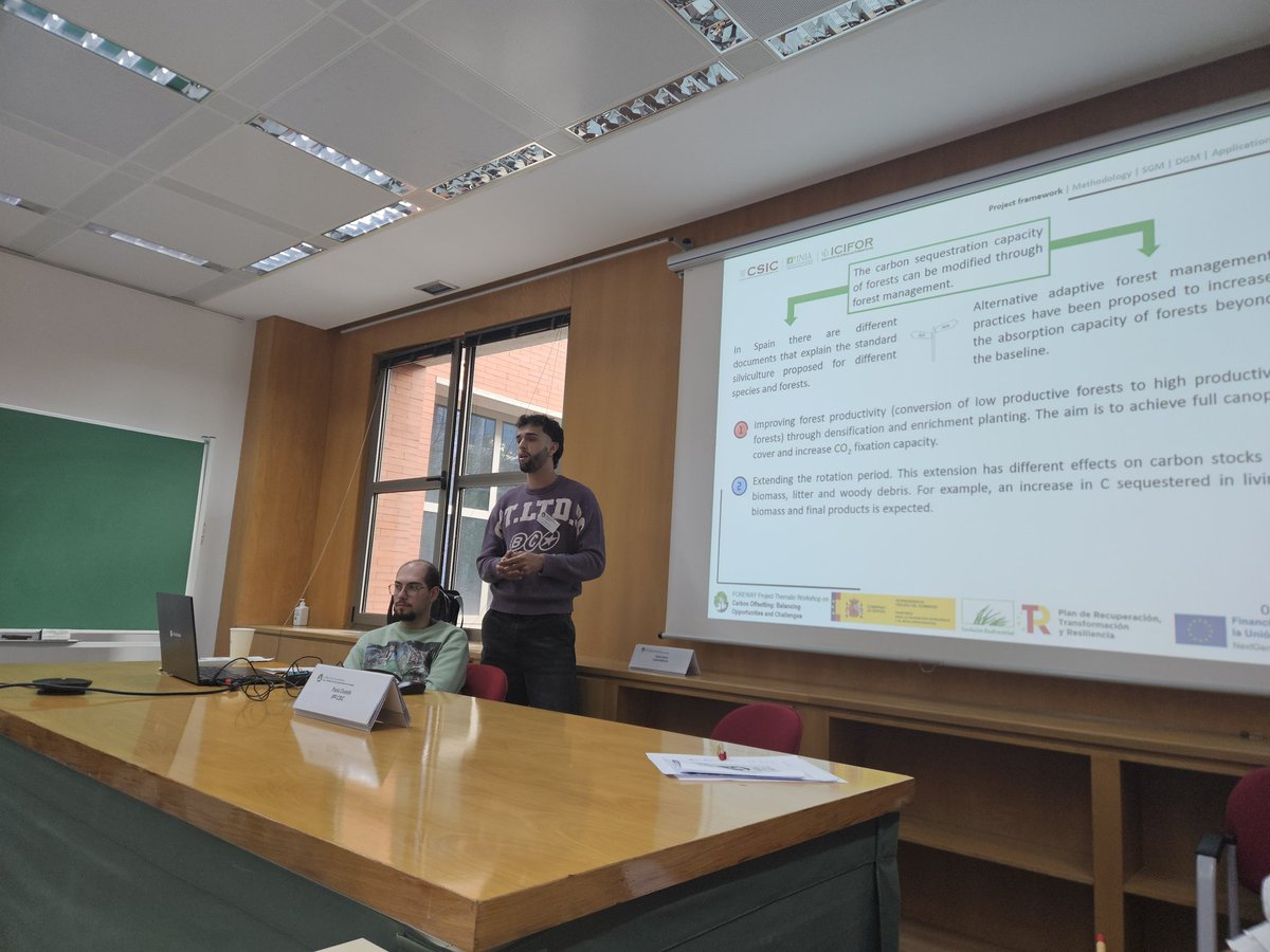 rafacalama2's tweet image. Interesantísimo seminario sobre huella de carbono y sector forestal, en el marcó del.proyecto #Foreway @IPP_CSIC. Rubén Ramos y Yoel Núñez, del #ICIFOR @INIA_es , avanzan resultados sobre potencial de captura x extensión del turno @fbycc #ECO2FOR