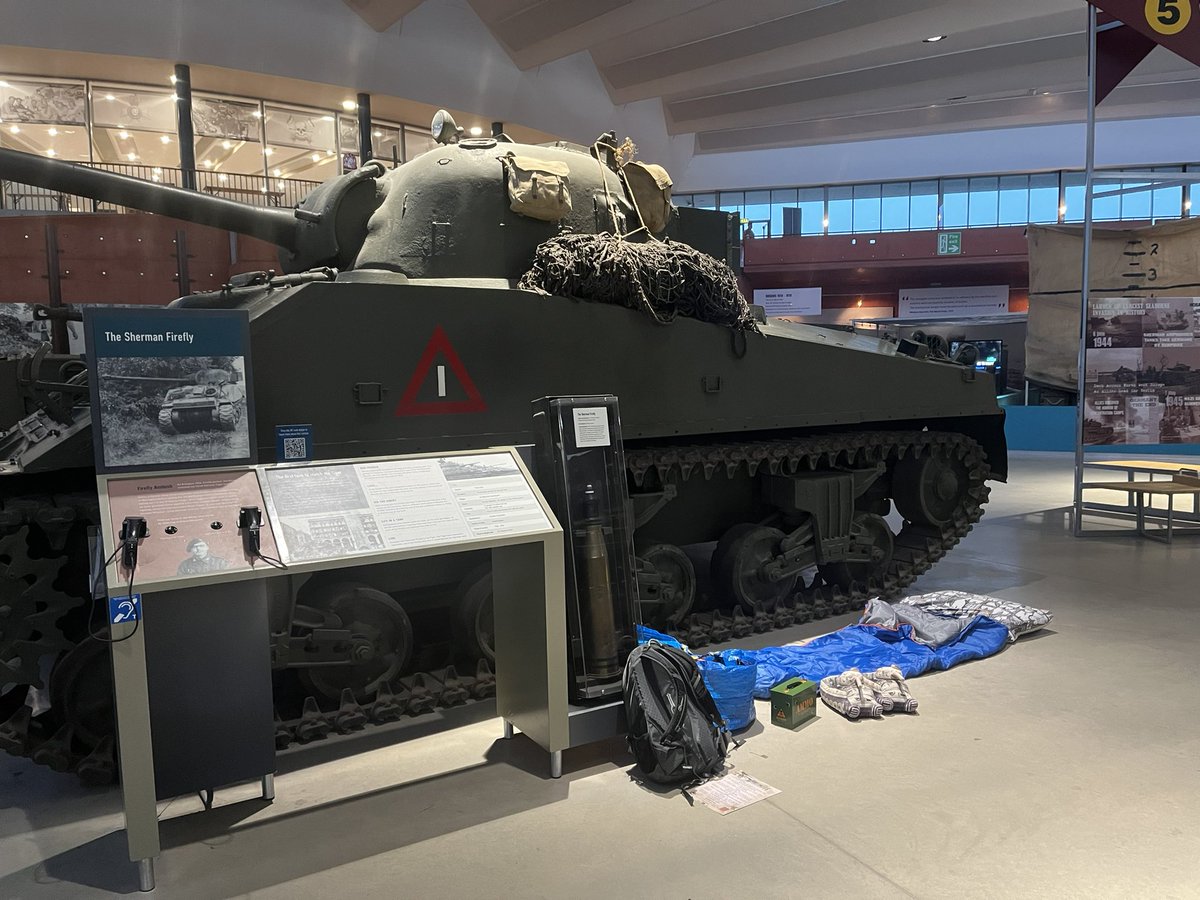 bigphiljackson's tweet photo. Absolutely fantastic night at the tank museum this past weekend. The @TankMuseum took great care of everyone and it was just a marvellous experience! https://t.co/ng41feXJ2B