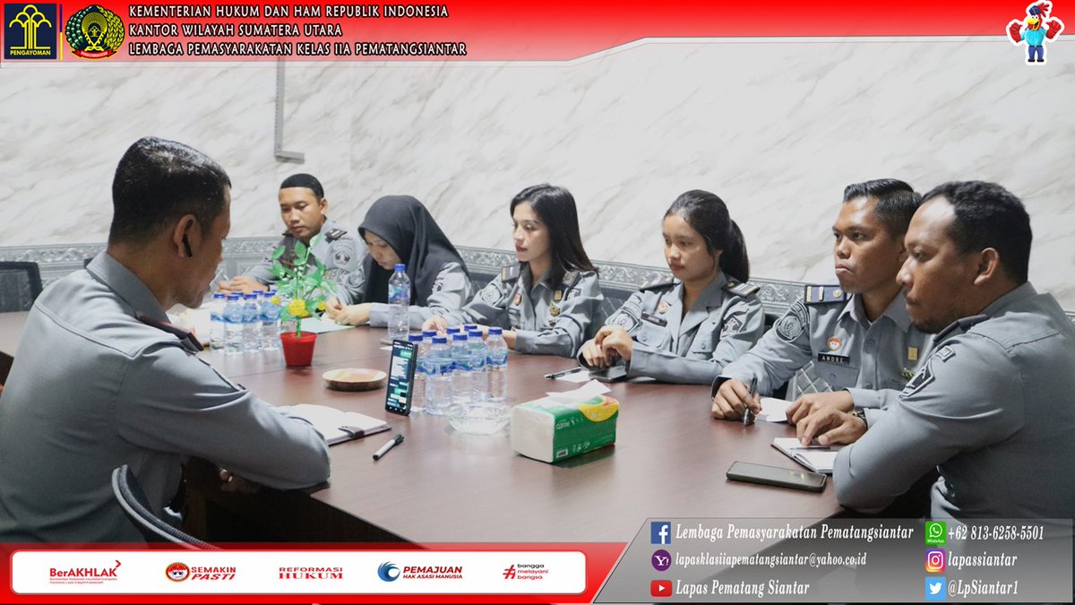 LpSiantar1's tweet photo. Optimalisasi Kehumasan sebagai Wadah Dibalik Layar Perubahan Lapas Pematang Siantar.

#KumhamPasti
#KemenkumhamSumut
#Ombudsman
#KemenpanRB
#rbkunwas
#LapatarBETAH
#LapasSiantar https://t.co/6r1PBq2GvJ