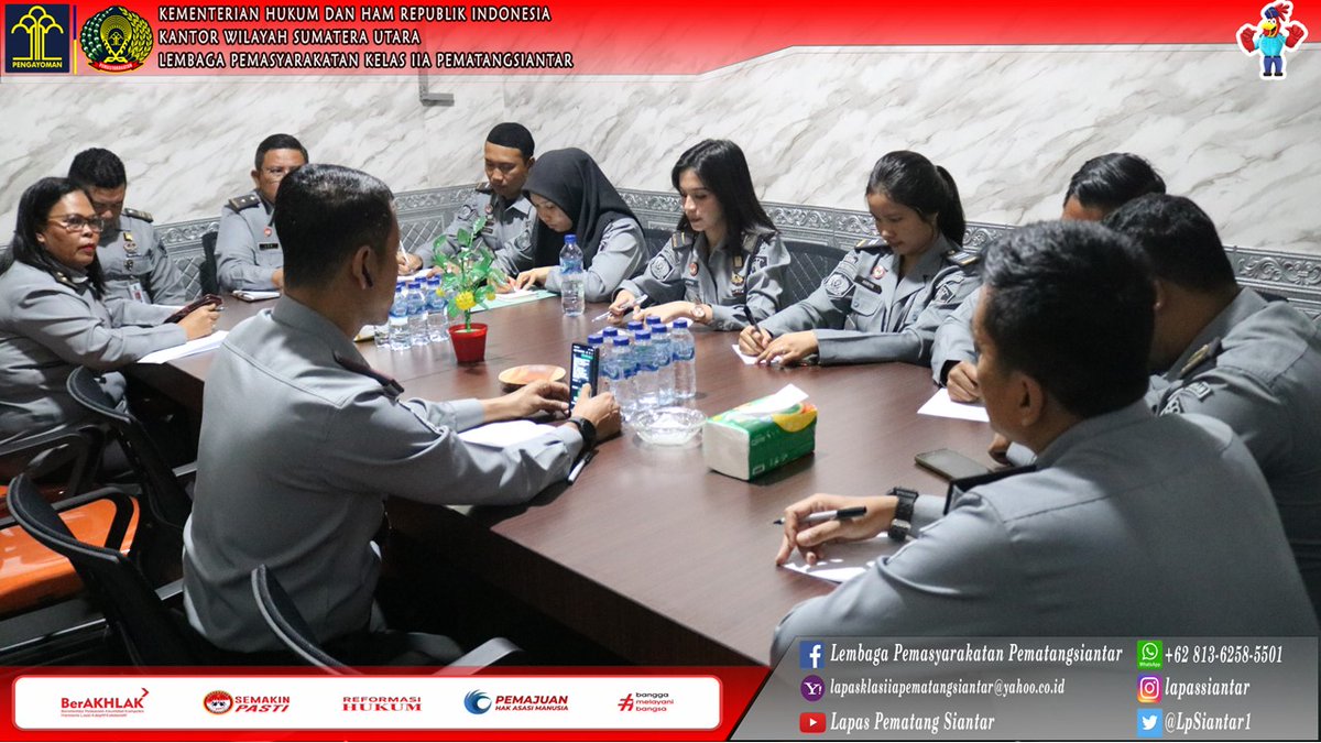 LpSiantar1's tweet photo. Optimalisasi Kehumasan sebagai Wadah Dibalik Layar Perubahan Lapas Pematang Siantar.

#KumhamPasti
#KemenkumhamSumut
#Ombudsman
#KemenpanRB
#rbkunwas
#LapatarBETAH
#LapasSiantar https://t.co/6r1PBq2GvJ