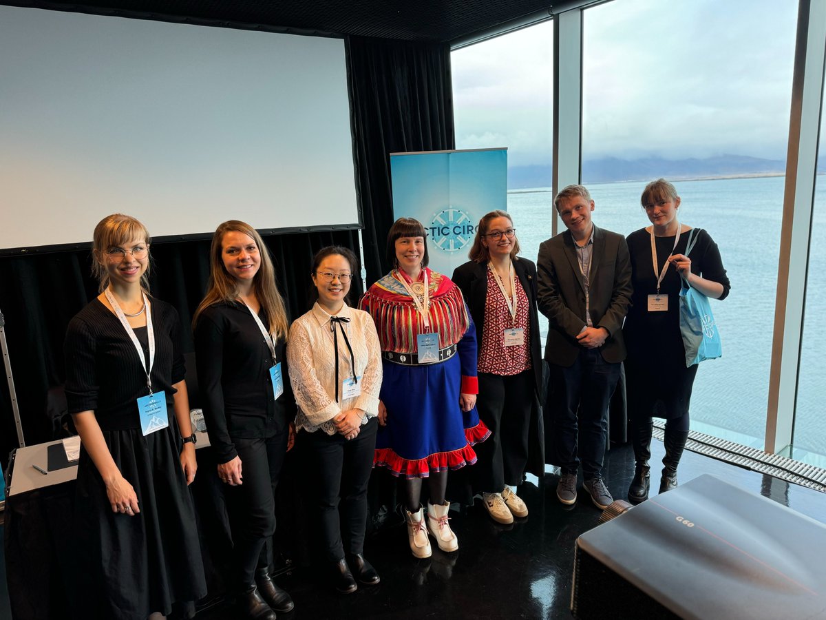 Dr Ingrid Agnete Medby (@ingridagnete) on Twitter photo Many thanks to my wonderful co-organisers <a href="/TirilVoldHansen/">Tiril Vold Hansen</a> & @CharlyGehrke, and to roundtable participants <a href="/biret/">Pirita Näkkäläjärvi</a> <a href="/BeateSteinveg/">Beate Steinveg</a> <a href="/oyssolvang/">Øystein Solvang</a> <a href="/KimInsuk_Arctic/">Kim Insuk</a> & Merje Kuus, for a great discussion! 👏
<a href="/_Arctic_Circle/">Arctic Circle</a> #Assembly2024 Many thanks to my wonderful co-organisers <a href="/TirilVoldHansen/">Tiril Vold Hansen</a> & @CharlyGehrke, and to roundtable participants <a href="/biret/">Pirita Näkkäläjärvi</a> <a href="/BeateSteinveg/">Beate Steinveg</a> <a href="/oyssolvang/">Øystein Solvang</a> <a href="/KimInsuk_Arctic/">Kim Insuk</a> & Merje Kuus, for a great discussion! 👏
<a href="/_Arctic_Circle/">Arctic Circle</a> #Assembly2024