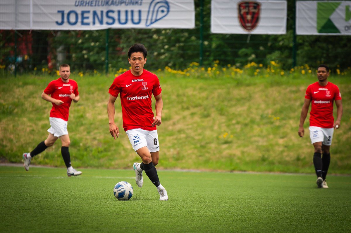 junnosuke_fb's tweet photo. 2024年シーズン終わりました🥉

今シーズンはフィンランド2部リーグでの戦いになり、ハードで難しい試合ばかりでしたが楽しく怪我もなくプレーできました。

新たな課題や発見、収穫がありまた来シーズンに向けて取り組んでいこうと思います。

たくさんの方に支えていただきありがとうございました。 https://t.co/Qb0bydx8B7