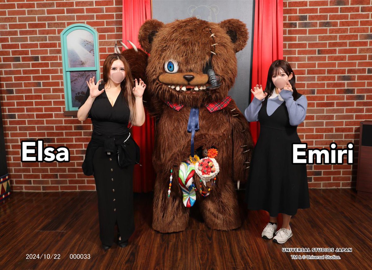 ELSA_decot's tweet photo. えみりんご🍎とハミクマぐり❣️
久しぶりのハロウィンユニバにきたよ🎃

#ハミクマ　#ユニバ　#チューリップ熊本 https://t.co/eOLXtbDr3Z