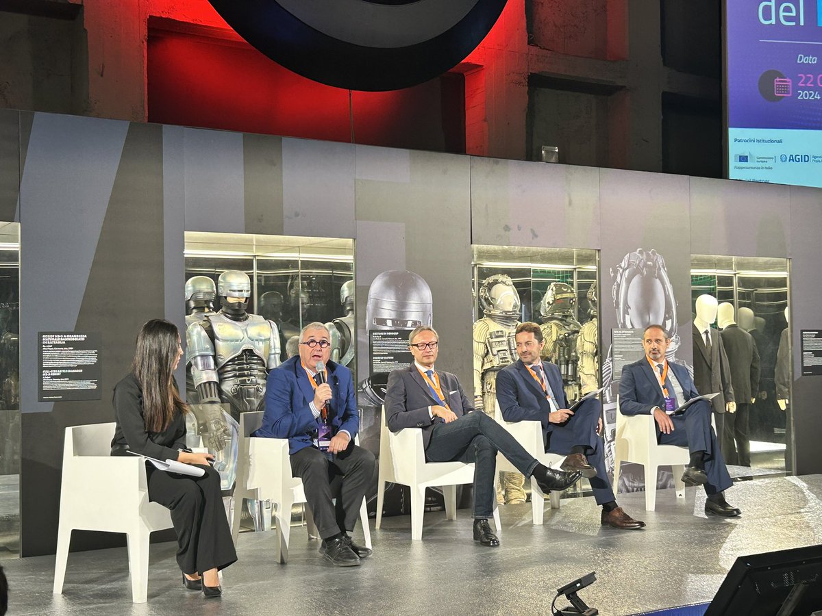 Luca Rallo (@lucarallo) on Twitter photo "Abbiamo bisogno di affrontare l'emergenza, ovvero al politica di coesione per spendere correttamente i fondi a disposizione del nostro paese" - <a href="/checcotufarelli/">francesco tufarelli</a>, DG <a href="/Palazzo_Chigi/">Palazzo_Chigi</a>
Live bit.ly/metaverso24
#ANGI #MetaFestival #metaverso #FestivalMetaverso #adv "Abbiamo bisogno di affrontare l'emergenza, ovvero al politica di coesione per spendere correttamente i fondi a disposizione del nostro paese" - <a href="/checcotufarelli/">francesco tufarelli</a>, DG <a href="/Palazzo_Chigi/">Palazzo_Chigi</a>
Live bit.ly/metaverso24
#ANGI #MetaFestival #metaverso #FestivalMetaverso #adv