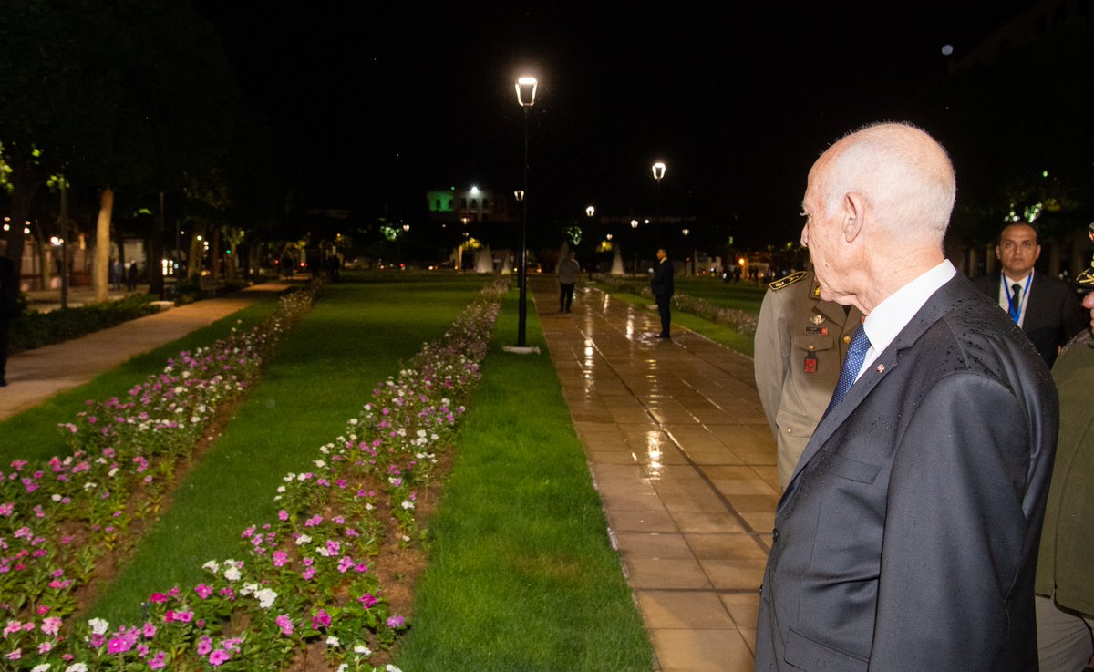 tunistribune's tweet image. 🛑🇹🇳Le président de la République inaugure la réouverture de la piscine municipale du #Belvédère après sa restauration ainsi que la place #Pasteur #Tunisie