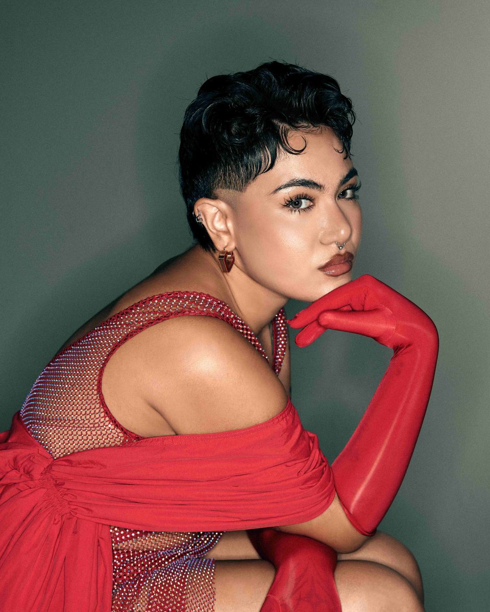 SeesanBunterng's tweet image. ย้อนความทรงจำในวัยเยาว์ ไปพร้อมกัน กับ "Childish" เพลงสวยงาม ความหมายดี ดนตรีอบอุ่นจาก “SILVY"

อ่านต่อ facebook.com/share/p/S95Rny…

#SILVY #Childish #WarnerMusicThailand