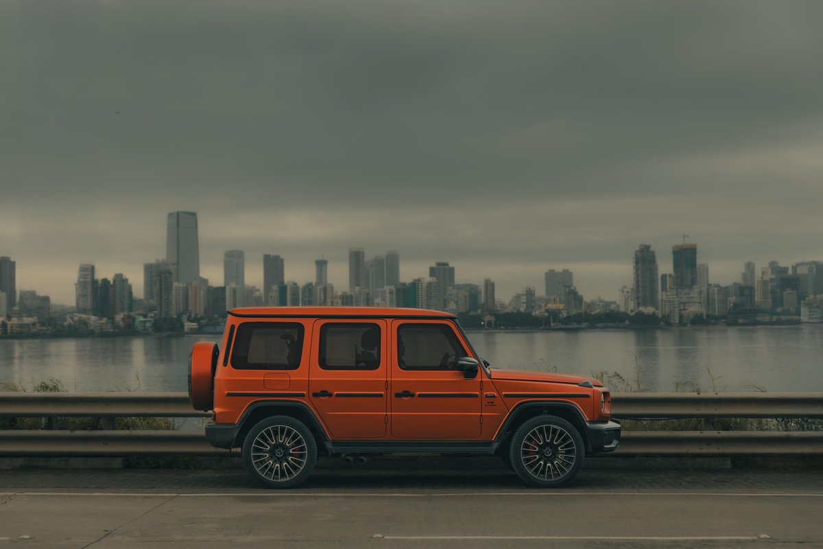 MercedesBenzInd's tweet photo. The all-new G 63 delivers a perfect blend of agility and luxury, ensuring every adventure is a thrilling escape.
#MercedesAMG #TheGClass #TheRiseOfThrill #MercedesBenzIndia https://t.co/ElHNDRXCbo