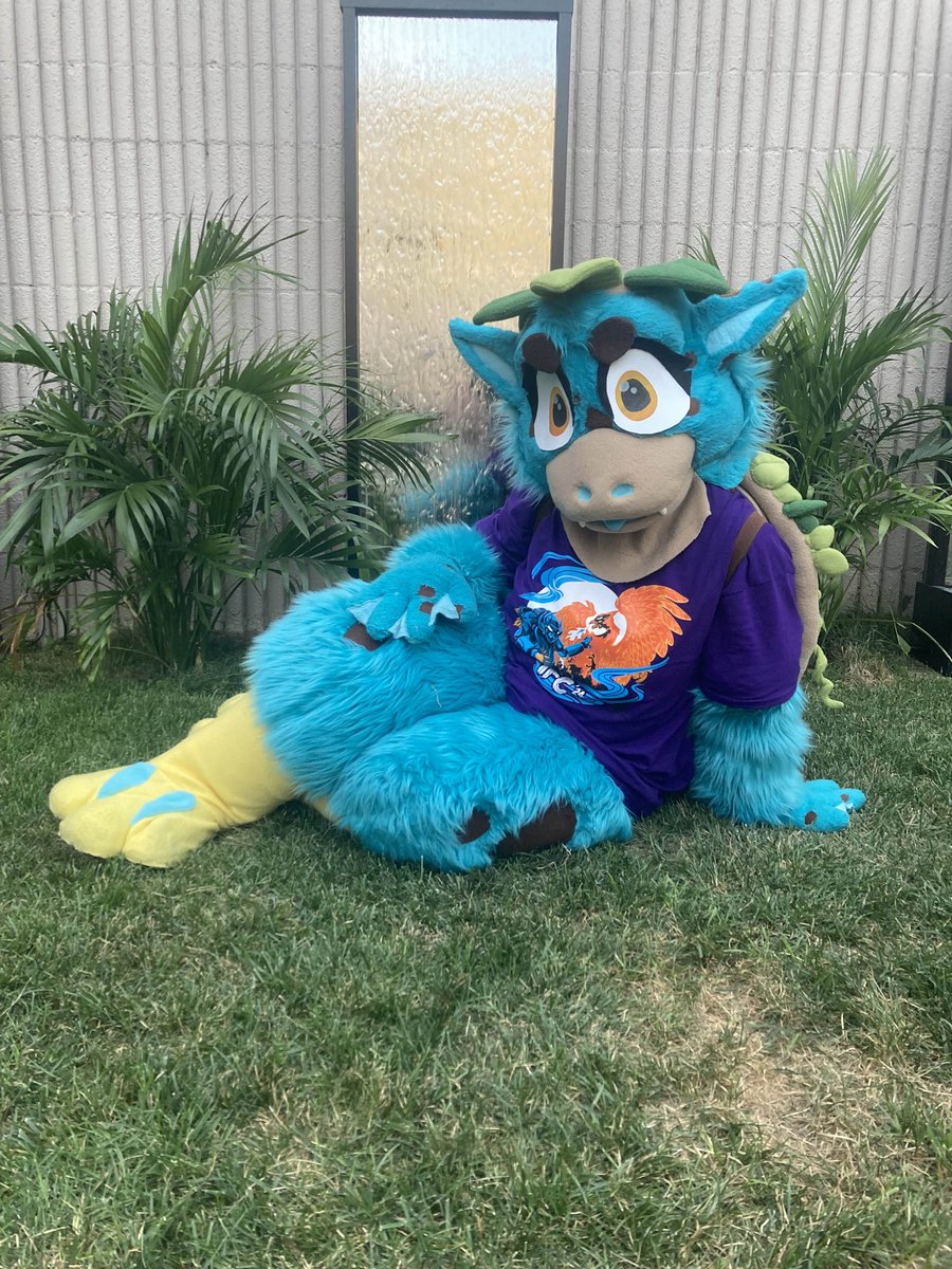 TrashBoyWally's tweet photo. Sup! I'm Wally, and I'm some furry who makes art, fursuits, and REALLY loves Pokémon! 

TrashBoyWally @ TH, BSKY, Insta, and FA https://t.co/U7SZSSJqER