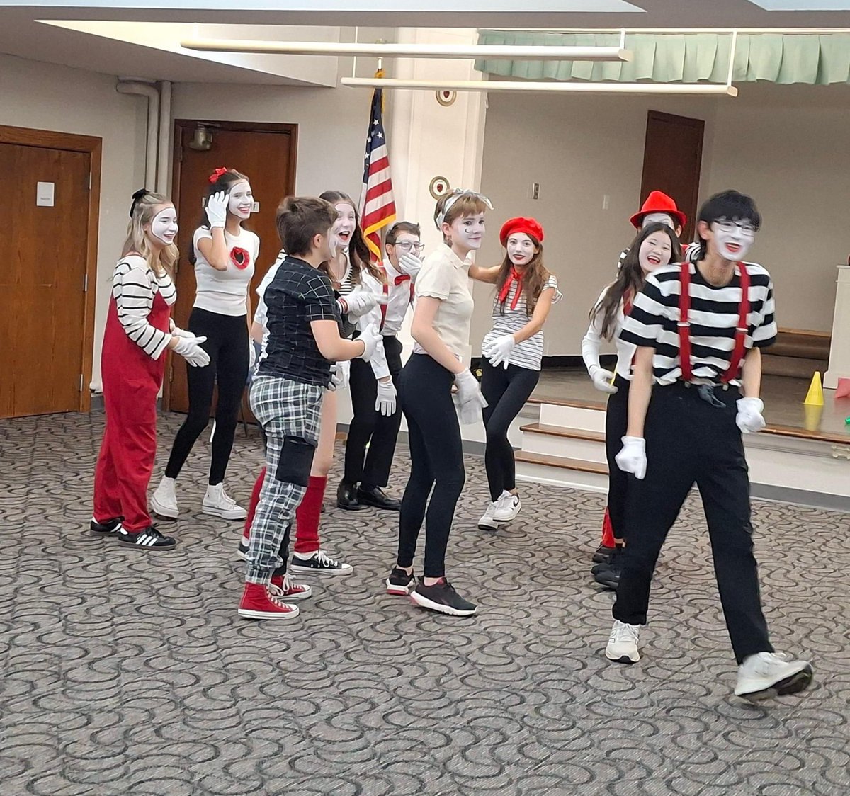CH East Mime Company tweet media