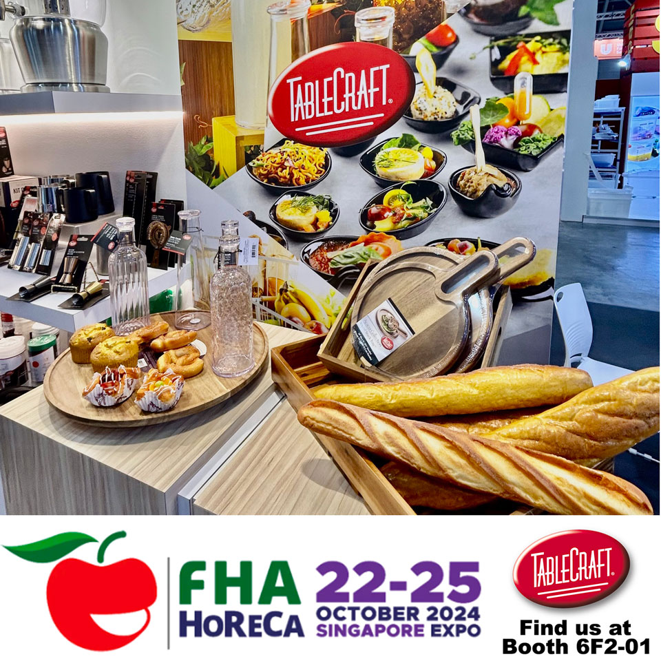 tablecraft_fs's tweet image. #TeamTableCraft is on the road in Singapore this week! 🤩 If you&apos;re attending the Singapore FHA-HoReCa at the Expo swing by Booth 6F2-01 and say 👋 hello to Carlos and &quot;ooh and ahh&quot; over the stunning booth set-up. Now until the 25th. 

#FHA #FHAHoReCa #GlobalGathering
