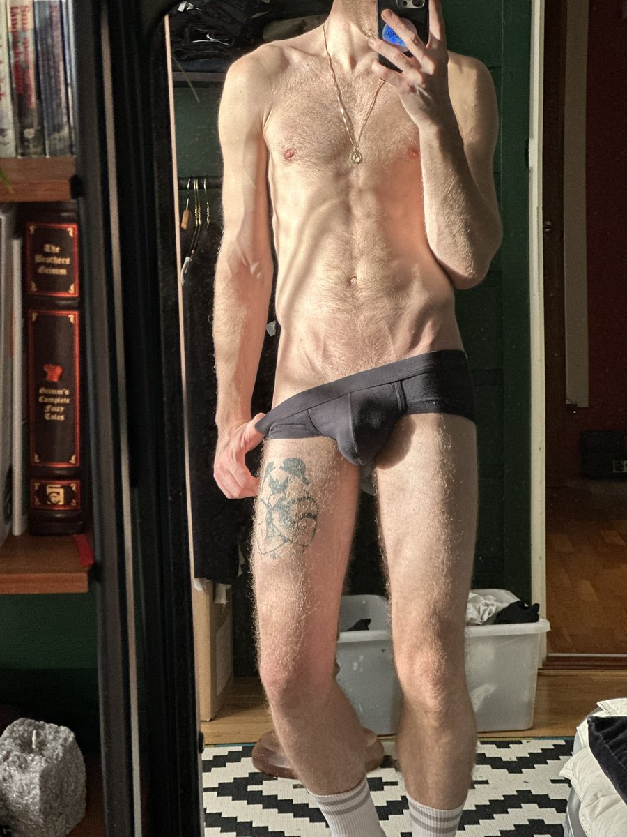 Pup_K9's tweet photo. Been away for to long, here is just a little something 😘 https://t.co/H2KBQn6FQm