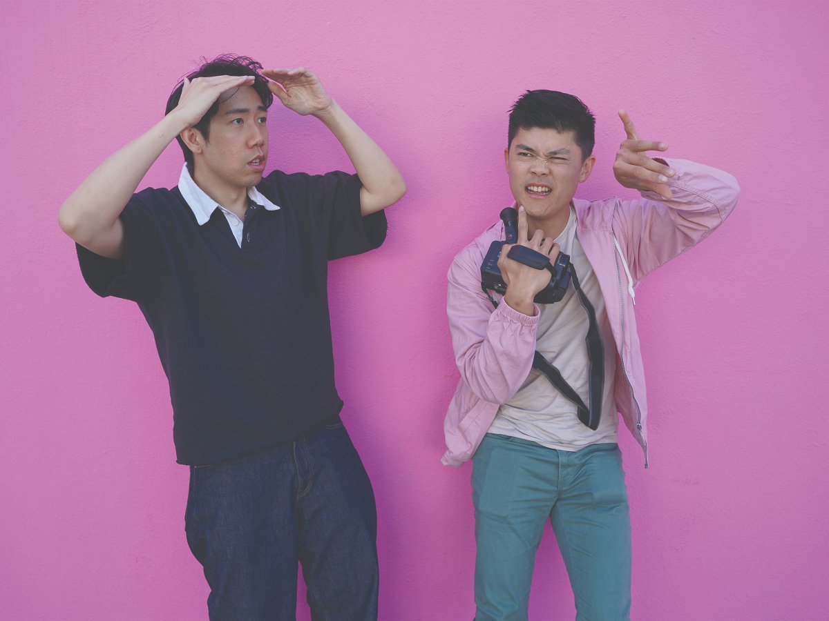 Extremely Unique Dynamic tells the story of two best friends testing the limits of their friendship while making a triple-meta movie during their final weekend together ✨

📅Nov. 7 |  International Village | 6:30 pm  

2024festival.vaff.org/events/opening…