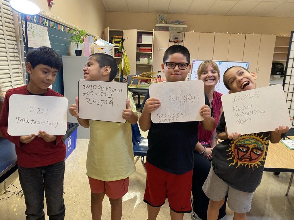 KocurekES's tweet image. Collaboration and learning in action! 🤝 Our students are sharing their math work and explaining their strategies in Ms. Ivey’s group. #MathGroup #CollaborativeLearning #AISDProud