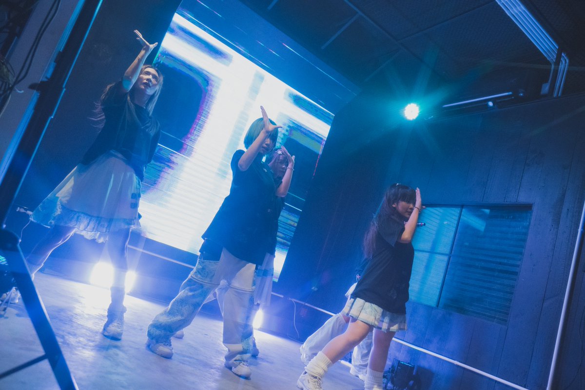 Hatsu_Bane's tweet photo. ขอขอบคุณงาน
X3 2MAN LIVEและFuwa Birthday Live 2024 
ที่เชิญพวกเรา Hatsuhana no Bane
ได้ไปร่วมสร้างความสนุกในงานครั้งนี้นะคะ ขอบคุณทุกๆคนที่มาร่วมสนุกไปกับพวกเราด้วยน้าา 
" ครั้งหน้าที่เราเจอกันพวกเราจะเก่งขึ้นกว่าวันนี้ " 
#HatsuHananobane #初花のバネ #Idol #アイドル https://t.co/5pRQJ5r6Yr