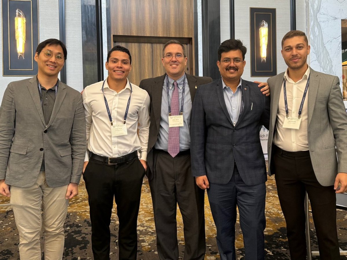 The <a href="/UH_RimerGroup/">UH_RimerGroup</a> members had a good showing at the <a href="/WelchFoundation/">The Welch Foundation</a> Conference.