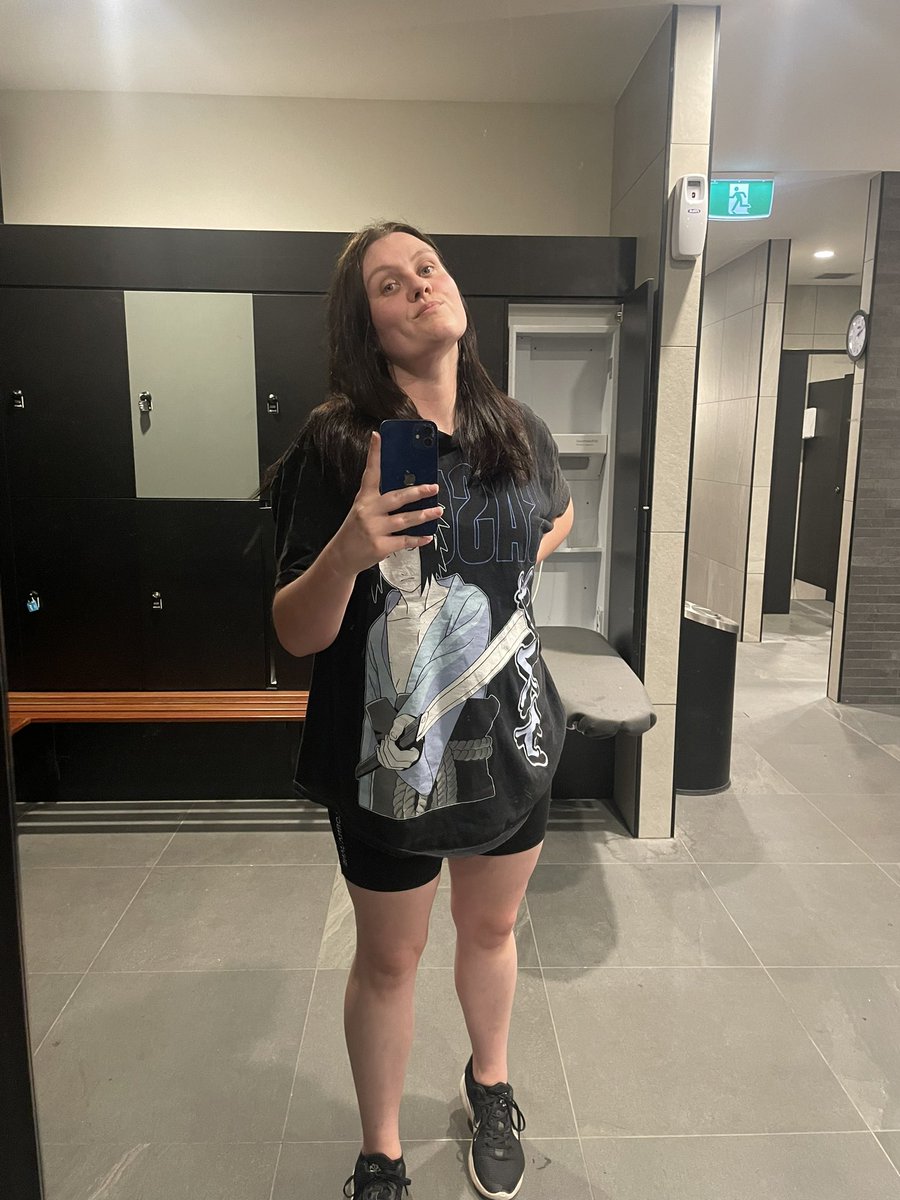 I have top abs baby!!! Also that shift is swimming but anime shirts are the best! ❤️ #fitness #health #healthandfitness #gymbody #gymbros #gymlife