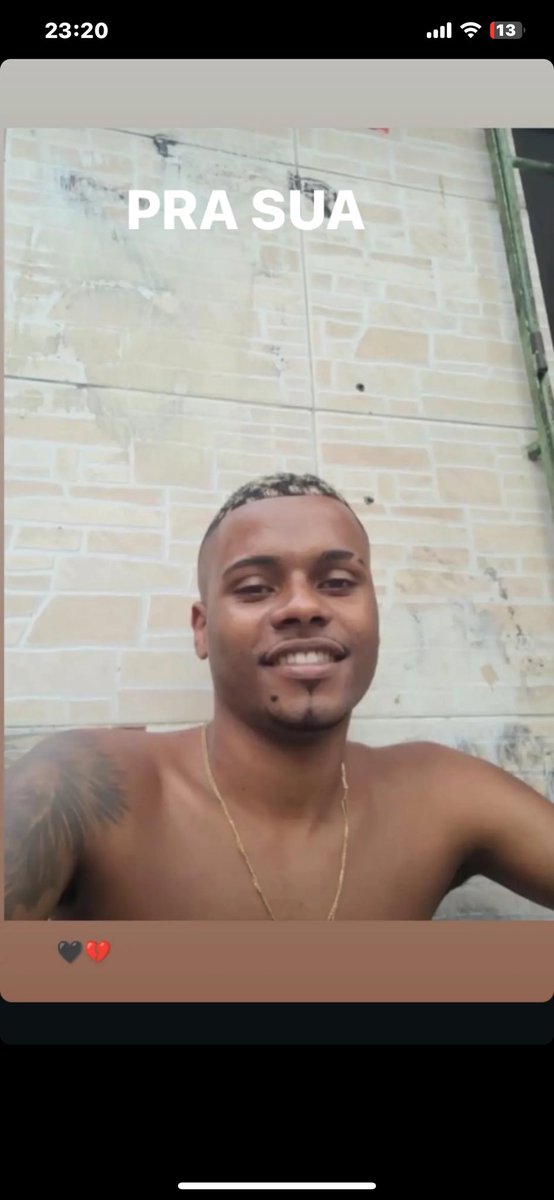 PresenteTou's tweet photo. É nois avera meu irmão Deus conforte o coração de sua família Vc era um Menino Bom Só queria vencer na Vida Tô De coração Partido Cheio de ódio da Covardia do Estado 🤬🤬 Deus Der Luiz Pa Sua Alma Meu irmão Te amo Fica com Deus ❤️🤬🤬🤬😭😭😭🖤 https://t.co/xe1NeEf2HC