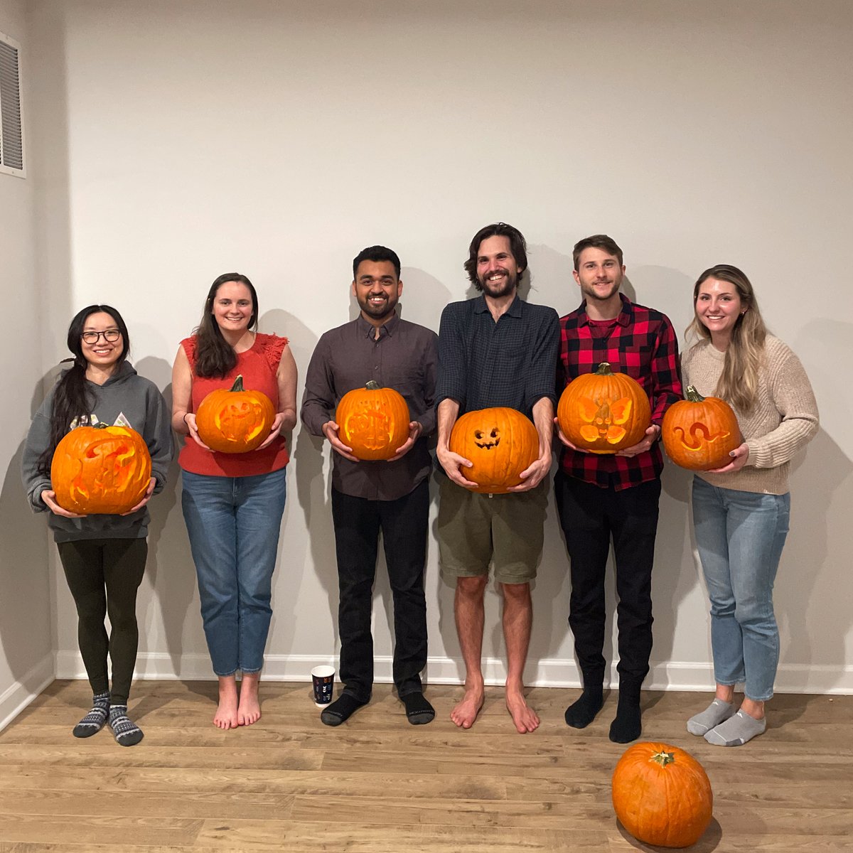 UVARadiology's tweet photo. Oh my gourd! Look at these rad pumpkins our R1's carved! 🎃
#radlife #radres #halloween #uva #radiology https://t.co/odjSeIRQgE