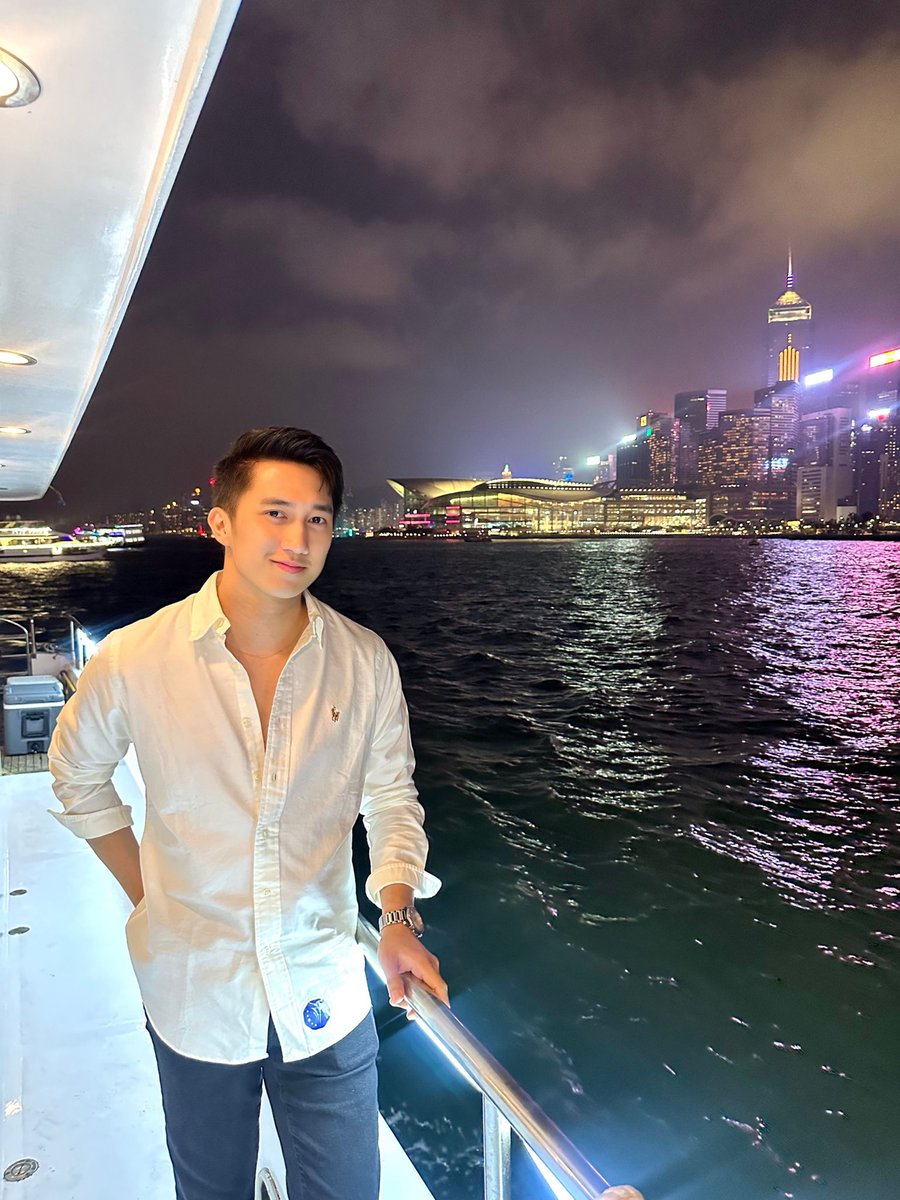 yacht night in 🇭🇰