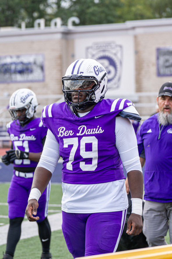 GeneralGuinhouya 🇹🇬 (@kennyguinhouya) on Twitter photo Senior Year Highlights
Recruitment 100% open
6'2 271lbs OL
6’6 WS
1369 Rushing yards (4.9yds per carry)
2032 Passing Yards
377.9 Total Yards a Game
Phone number 317-457-6080
Email - kennyguinhouya@gmail.com
hudl.com/v/2QVKfh Senior Year Highlights
Recruitment 100% open
6'2 271lbs OL
6’6 WS
1369 Rushing yards (4.9yds per carry)
2032 Passing Yards
377.9 Total Yards a Game
Phone number 317-457-6080
Email - kennyguinhouya@gmail.com
hudl.com/v/2QVKfh