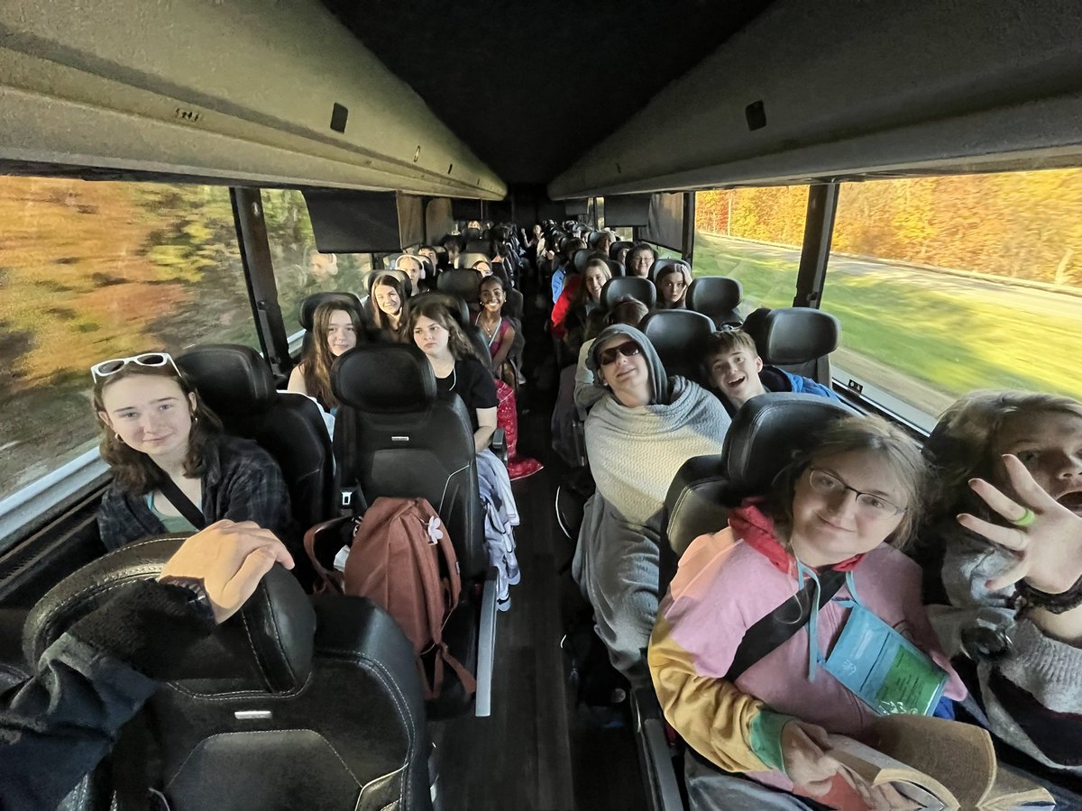 BunsoldMiddle's tweet photo. Bus 2 is awake! Hello, Pennsylvania! Getting our DC DVDs on, Nicolas Cage about to steal that Declaration! #research #nationalarchives #bus2 #bmsdc2024 #whenislunch #niccageisanationaltreasue #notthebees https://t.co/yyd2molluq