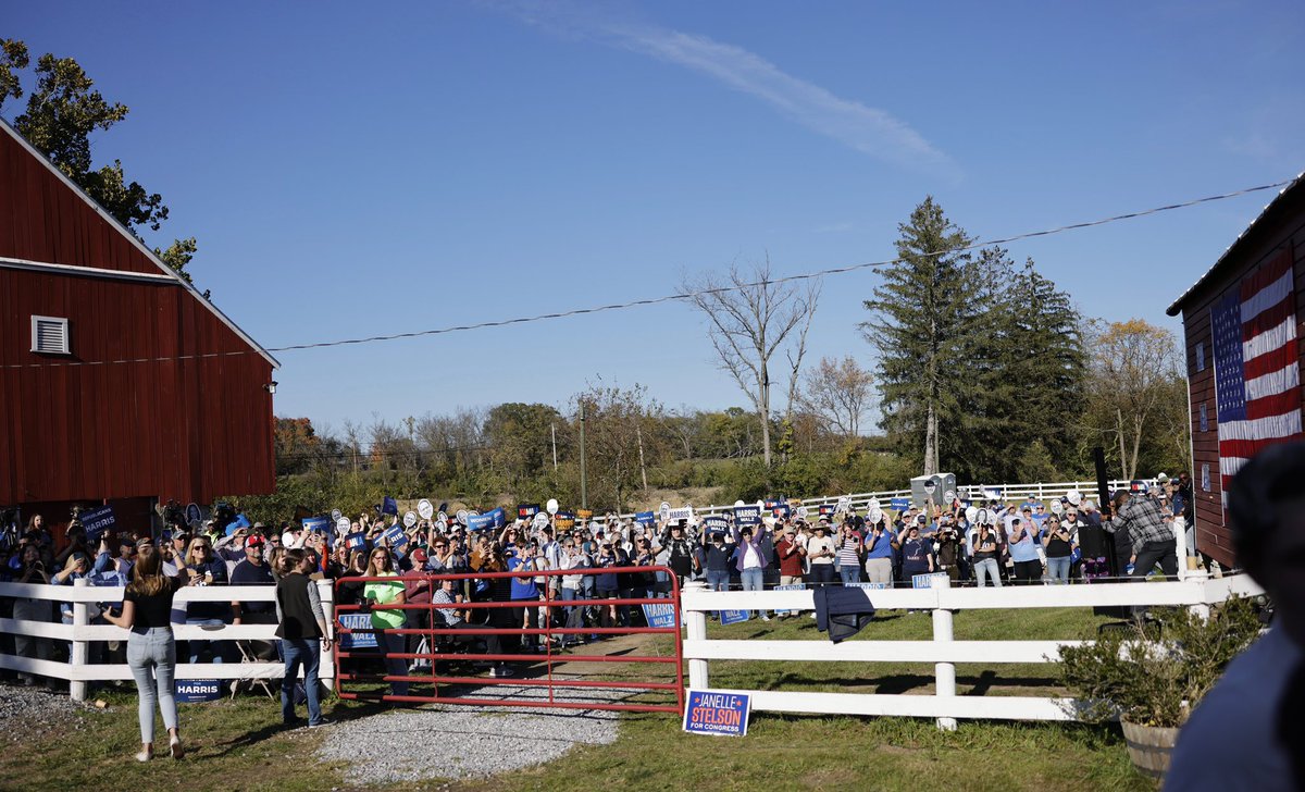 Joined the Blue Wall Bus Tour for their final stop in beautiful Carlisle, Pennsylvania. It was an honor to stand together with Govs Josh Shapiro, Gretchen Whitmer, Janet Mills &amp; Tony Evers as we work across party lines to get Kamala Harris elected. #RepublicansforHarris