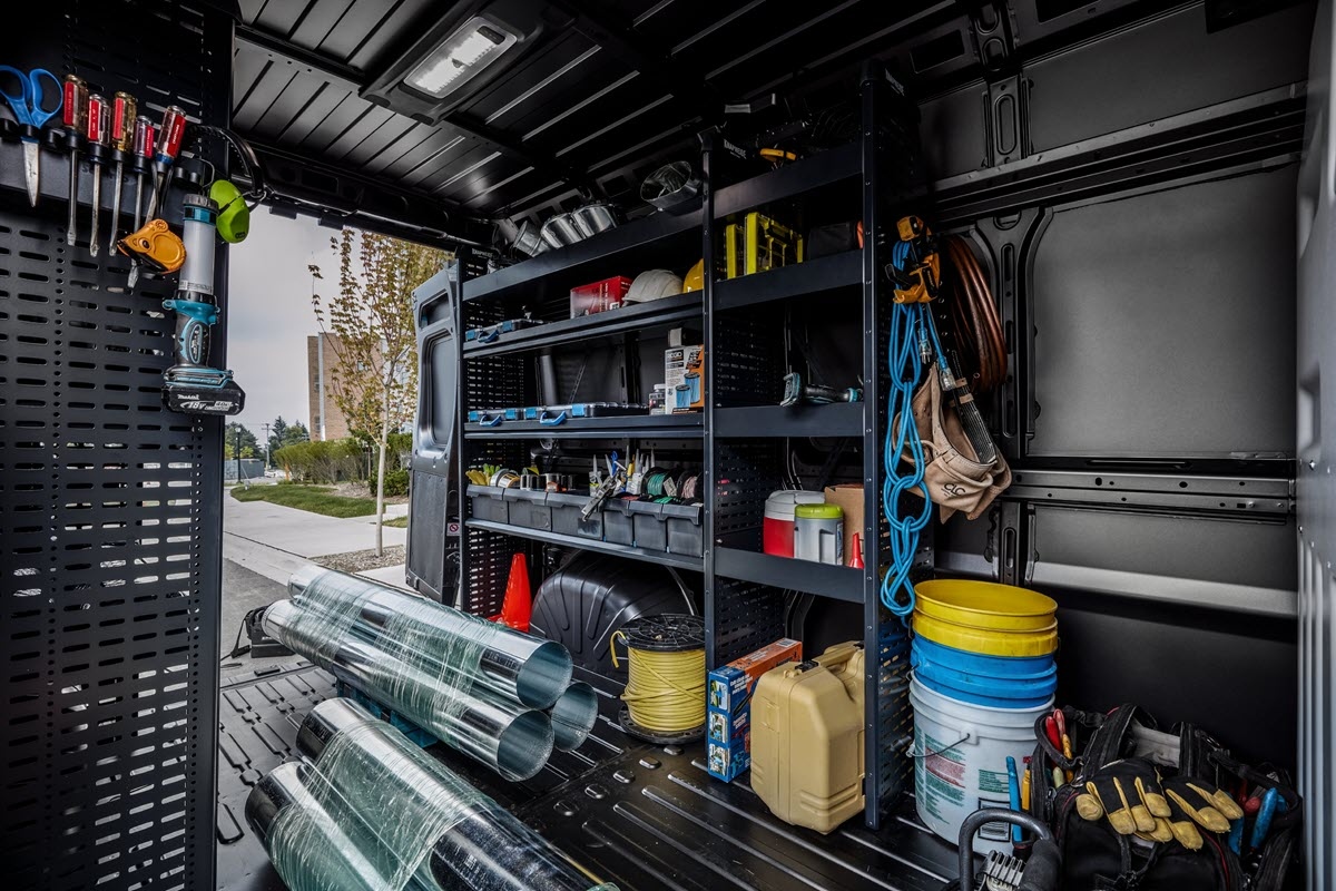 LandmarkDCJ's tweet image. The #RamProMaster is a versatile workhorse designed to boost your business's efficiency and productivity. 📈 With its spacious cargo area, customizable interior, 📦 and impressive payload capacity, 💪 it can be tailored to meet the unique needs of your business - from construc...