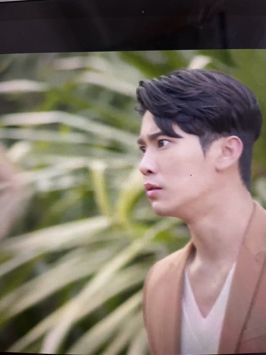 gornchawan47's tweet photo. ค��ณภีมมาช่วยคุณย่า
 #ไฟน้ำค้างEP5
GameOfLoveEP5 https://t.co/IGILpLPIDA