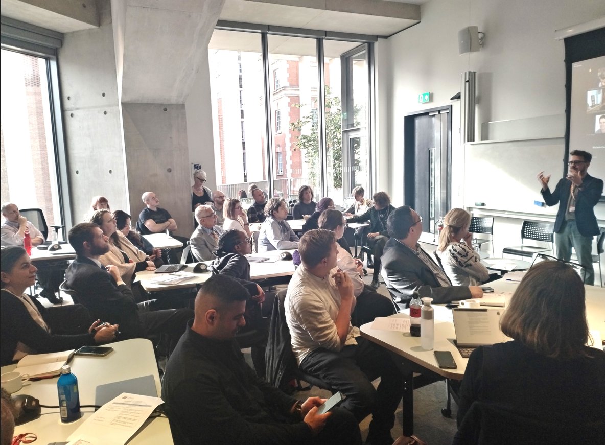 EdenLSE's tweet photo. What do students value in feedback? We hear some ideas and insights based on his recent practice from Jon Cardoso Silva (@LSEDataScience) #LSEEdForum https://t.co/utf0XEAGh3