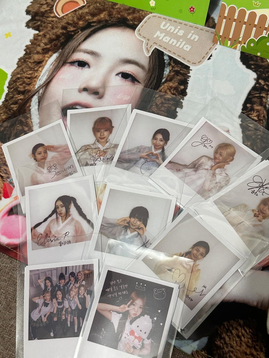 BrentyXOhYoona_'s tweet image. UNIS IN MANILA ✨

🫶🏻 200 pcs of Hand Banner 
📸 350 pcs of Mini Polaroid

Strictly 1:1 (One per person)

Mechanics to claim yours:
1. Follow @ohyoona_unis 
2. Vote for #unis in the  Mnet #2024MAMAVOTE awards

📅 Show proofon the event day to receive your item
#YOONA @UNIS_offcl