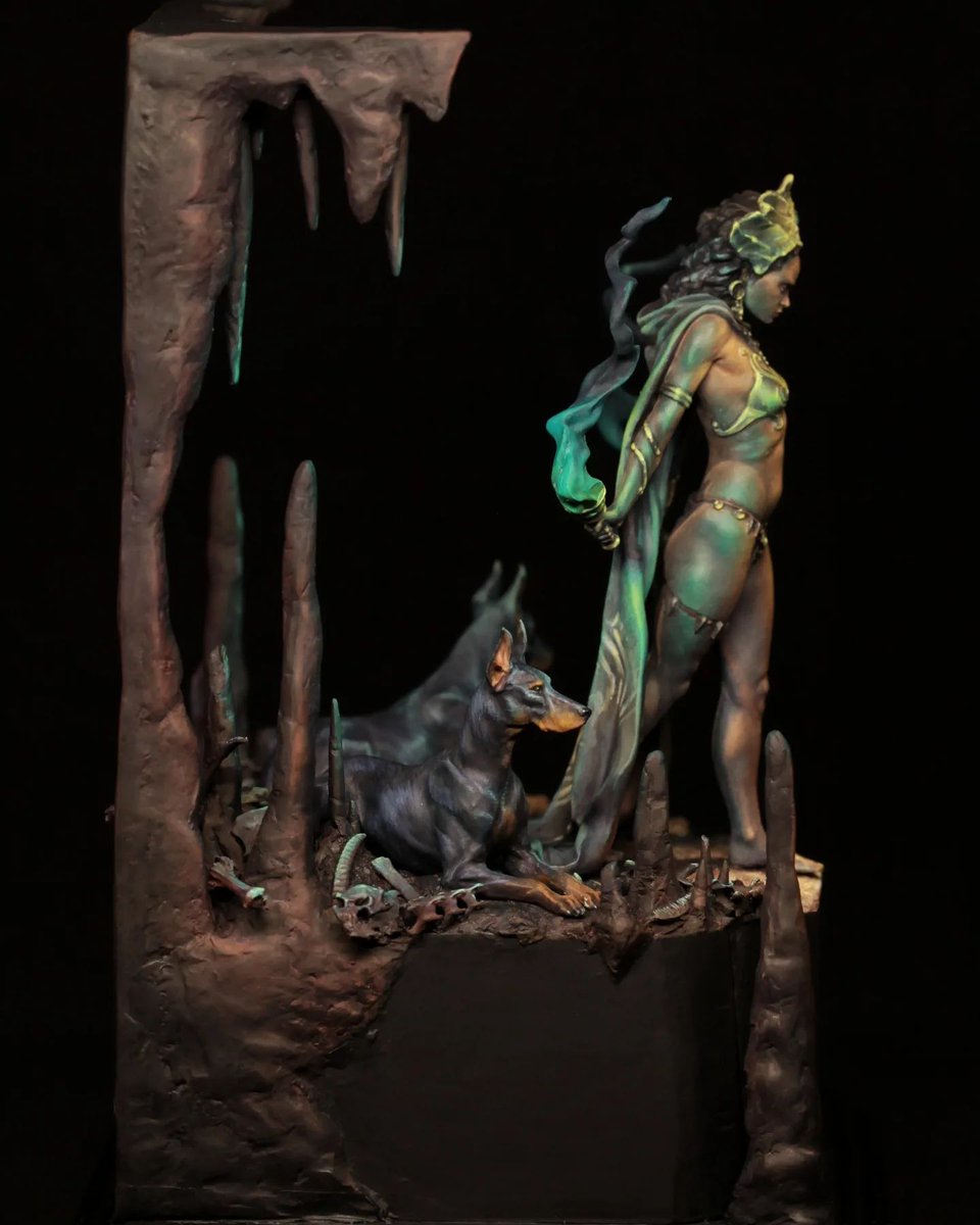 Warzone_Studio's tweet image. Hecate by @graphigaut
What do you think about this amazing work&amp;amp;

#WarzoneStudio #painting #paintingminiatures #instaart #milliputsculpting #warhammer #paintingwarhammer