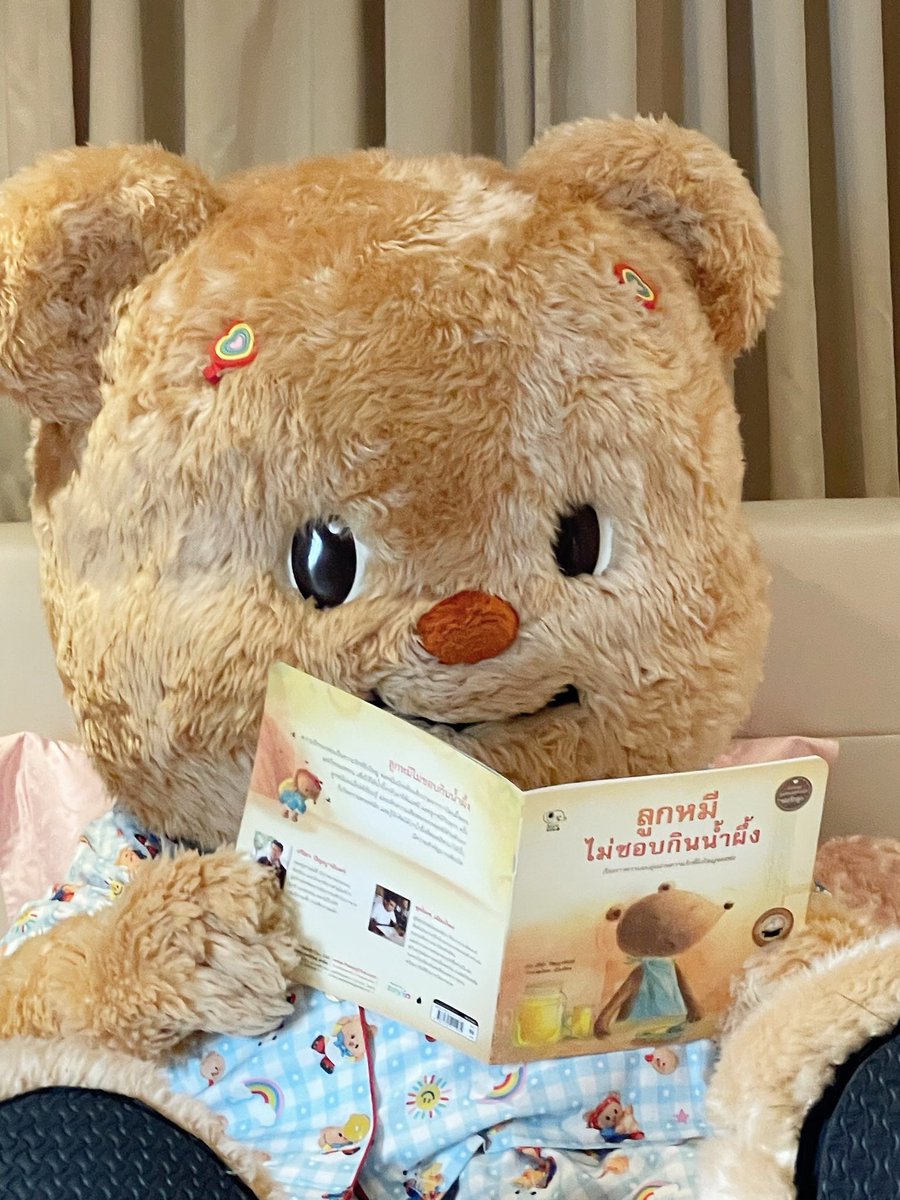 비오는 날엔 집콕하면서 그림 그리고 책 읽고 ☔🎨📚
다들 비올 땐 뭐하는지 알려줘 💬