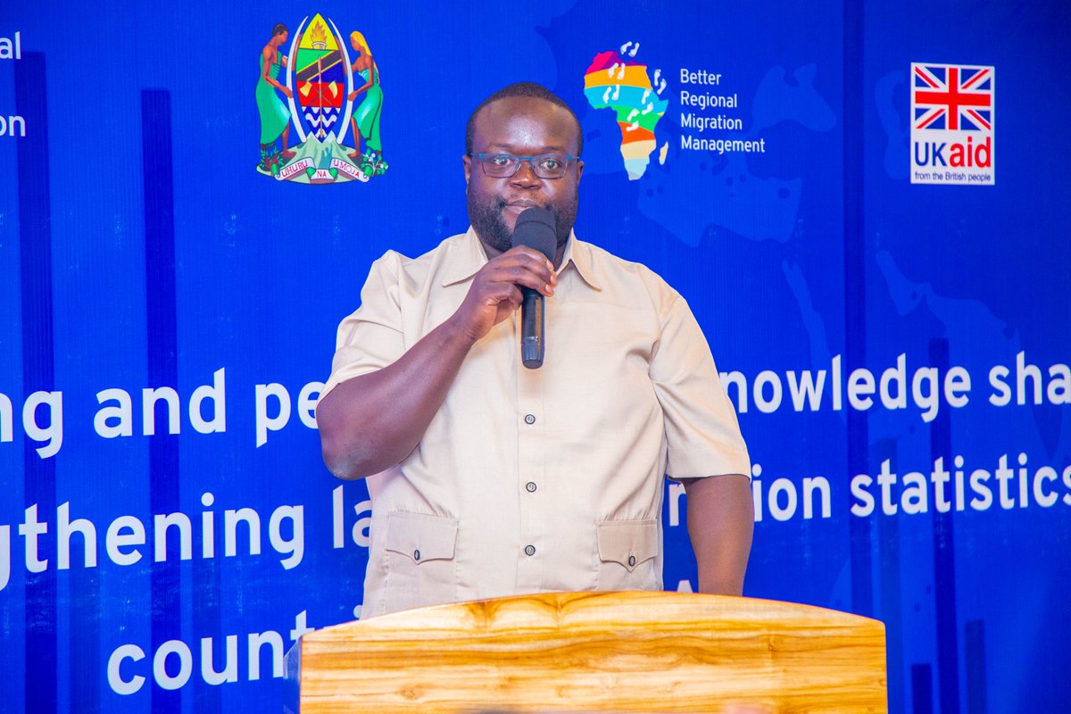 EHoALabourMig's tweet photo. Mr Charles Ogolla, @IGADsecretariat delivered a presentation highlighting the importance of accurate migration data for effective policymaking and the need for enhanced data collection and sharing among member states.
#DataDrivenMigration
#StrengtheningMigrationStats https://t.co/9zSKvkfN2r