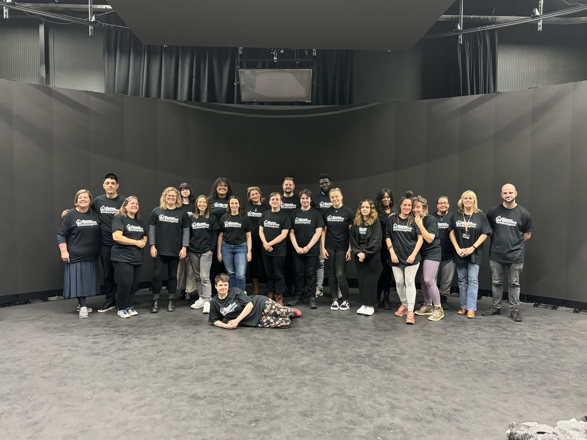 Southampton Forward (@sotonforward) on Twitter photo This week, our performers started rehearsals for Home Theatre, preparing for performances in 11 homes across Southampton this weekend!
@1Kerrymichael @solentuni @MASTstudios <a href="/SolentPerform/">Solent University: Performing Arts.</a>
#HomeTheatreSouthampton This week, our performers started rehearsals for Home Theatre, preparing for performances in 11 homes across Southampton this weekend!
@1Kerrymichael @solentuni @MASTstudios <a href="/SolentPerform/">Solent University: Performing Arts.</a>
#HomeTheatreSouthampton