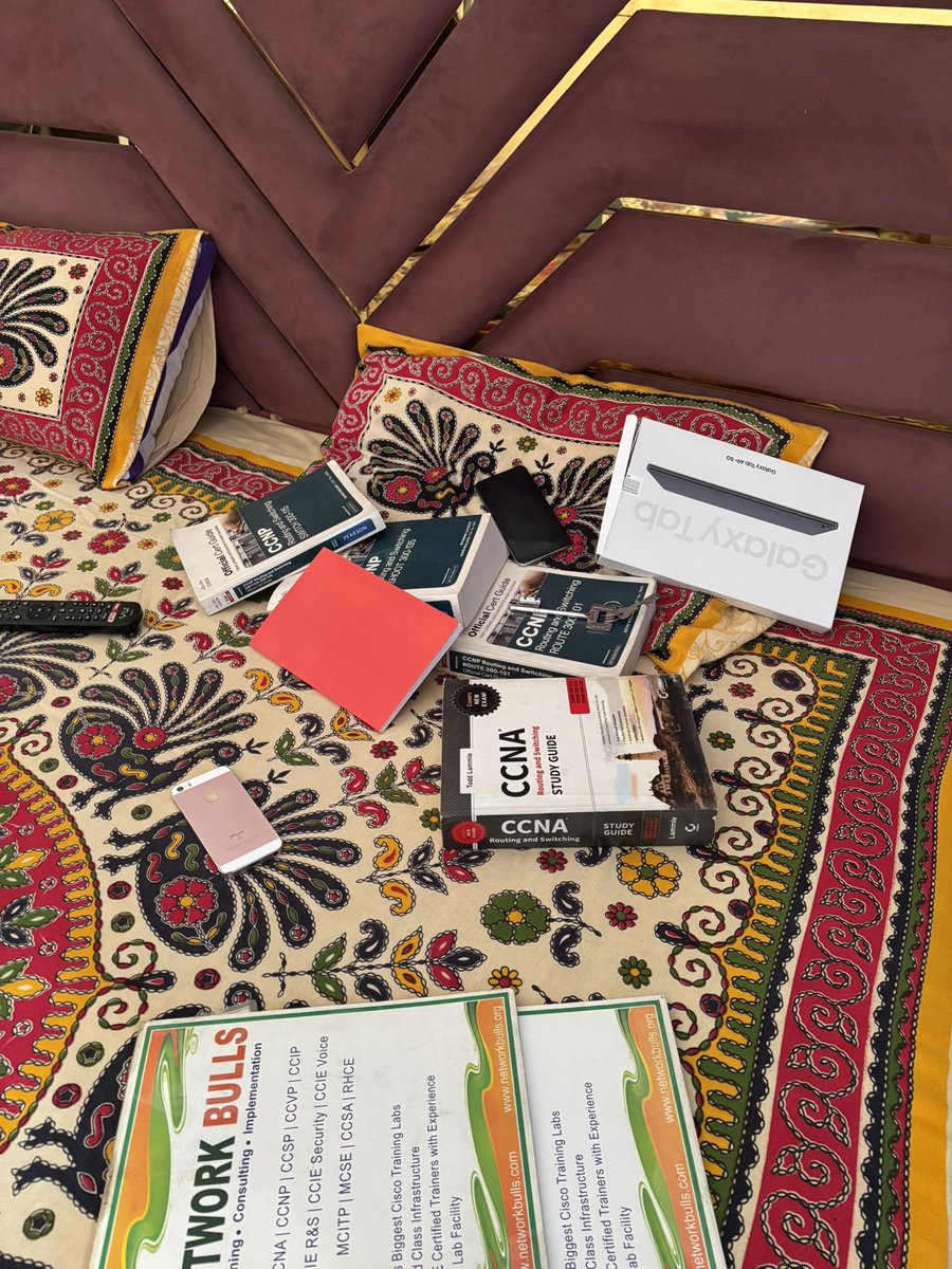 TraderVenus's tweet image. #EngineeringDays #Nostalgia 😂

Thanks To Deepawali 🪔 Cleaning 🧹 

#Deepawali