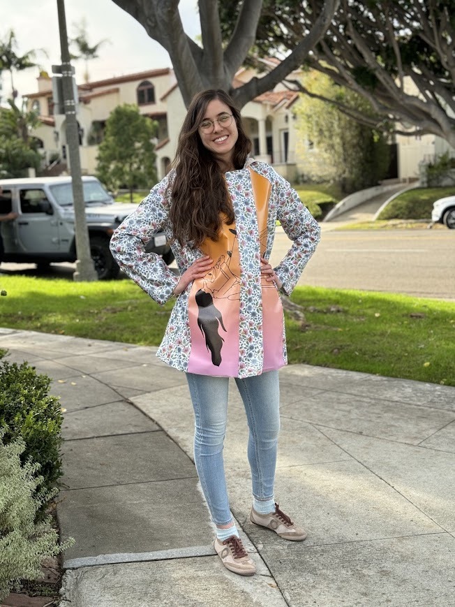 נשמח לחיבורים ושיתופים:

שקד אשתי בילתה את הקיץ במיל', ורגע לפני שהיא מתחילה שנה אחרונה בלימודי עיצוב בבצלאל - היא מחפשת משרה ראשונה כמעצבת.  

יש לה ציונים גבוהים, התמחות כעוזרת מחקר והרבה פרוייקטים מאוד יפים באמתחתה (תמונות ב-🧵👇)

תעזרו לנו ותשתפו?