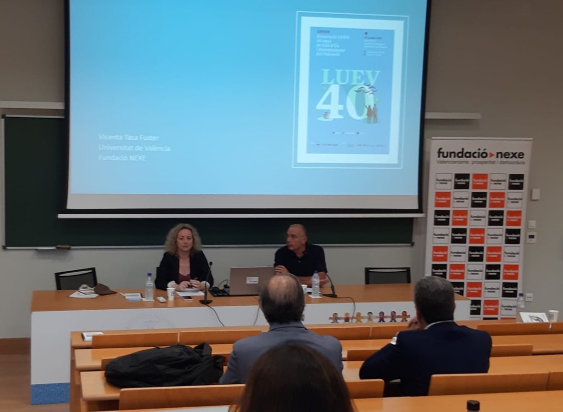 En marxa la jornada “Generació LUEV” de la <a href="/fnexe/">Fundació Nexe</a> a la @FacMagisteri de la <a href="/UV_EG/">Universitat València</a> amb la participació de la <a href="/CaDreLinUV/">Càtedra Drets Lingüístics</a>